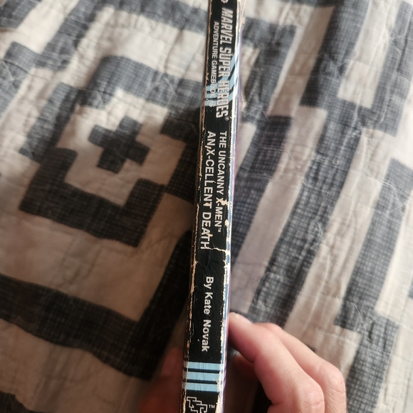 MAVREL Super Heroes Adventure Game Book #6 - Picture 9 of 12